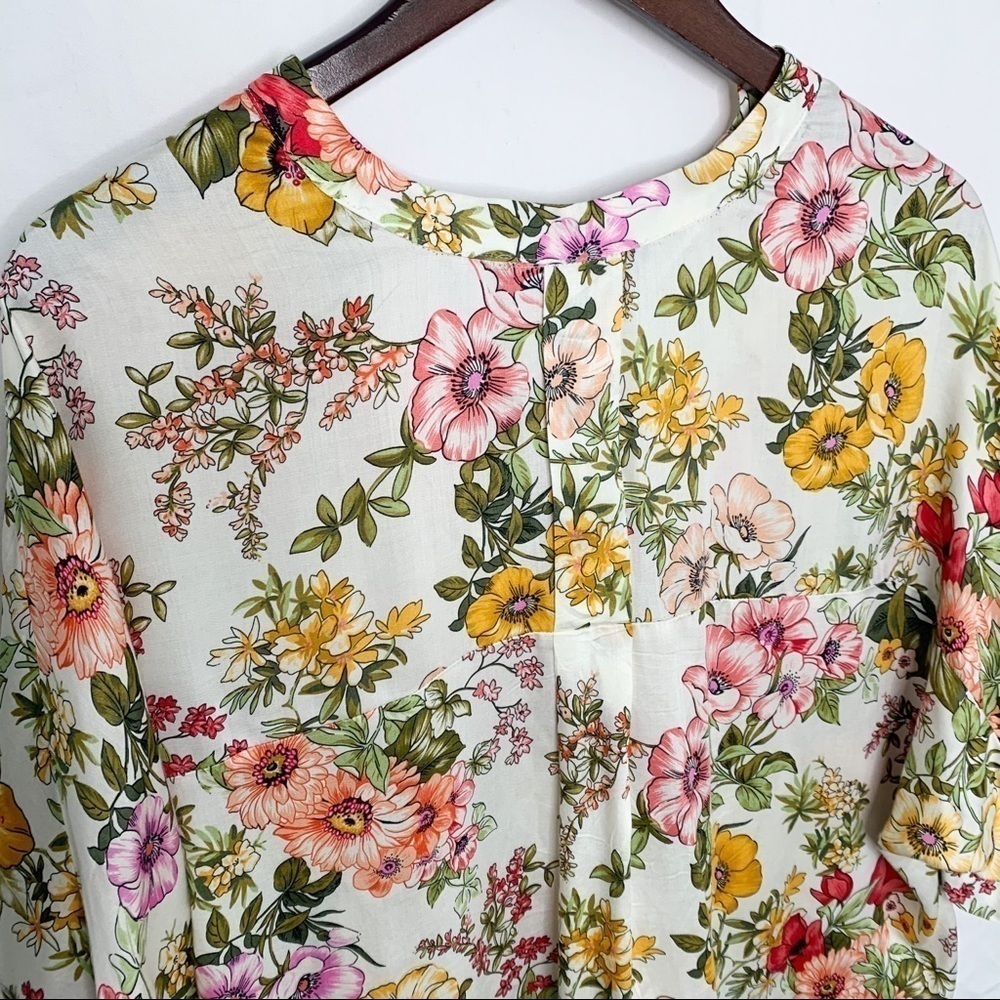 ZARA Flowing Floral Blouse - Size XS - Picture 10 of 14